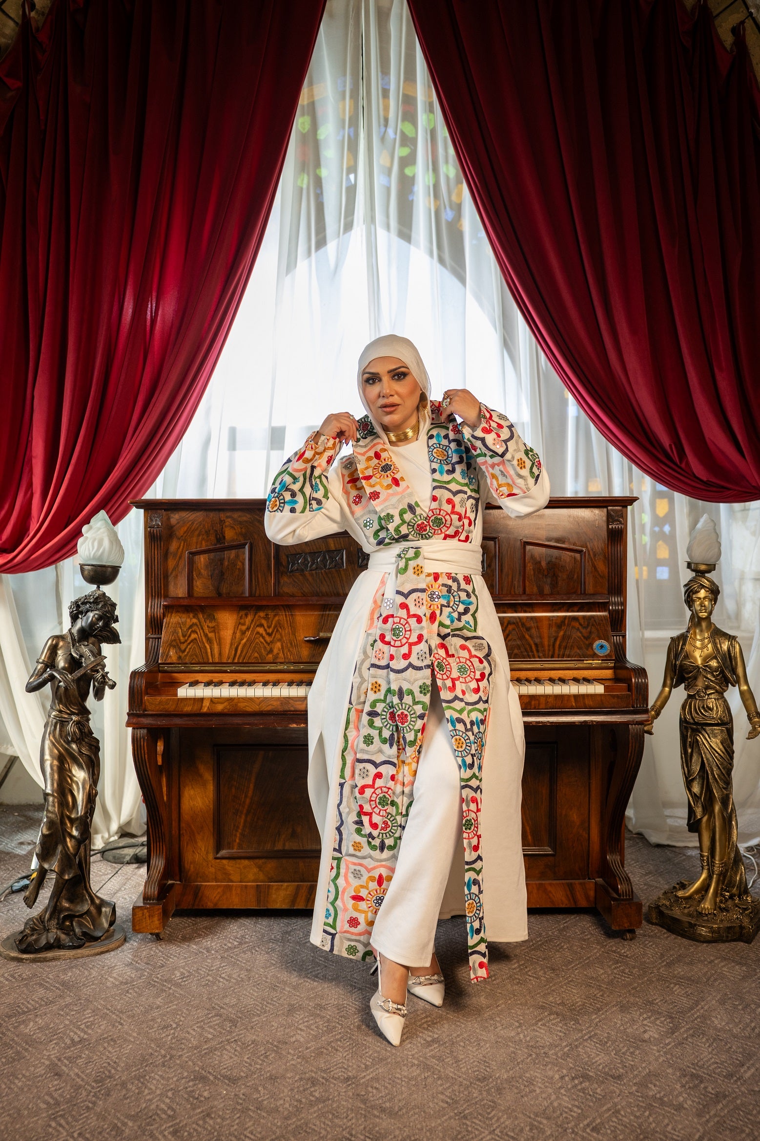 Ikhlas Suit - Off-White